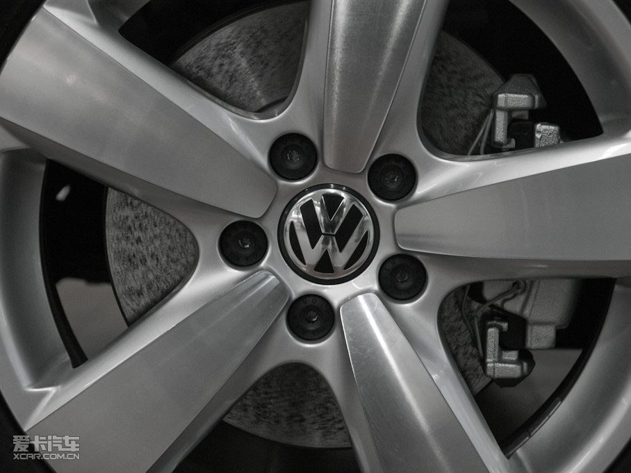 2010;^ 2.0TSI ԄݼӢ