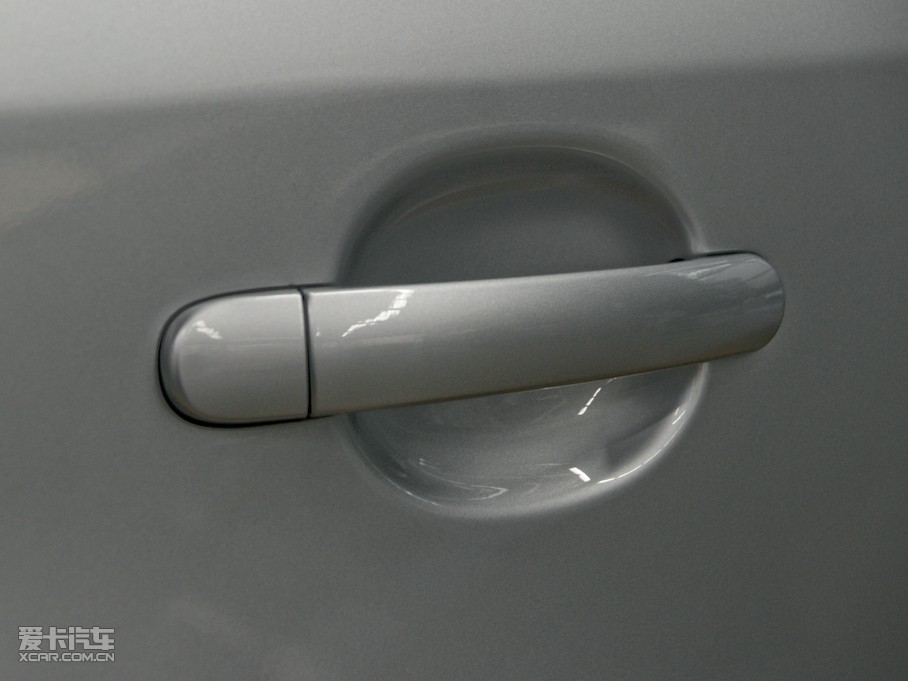 2010;^ 2.0TSI ԄݼӢ