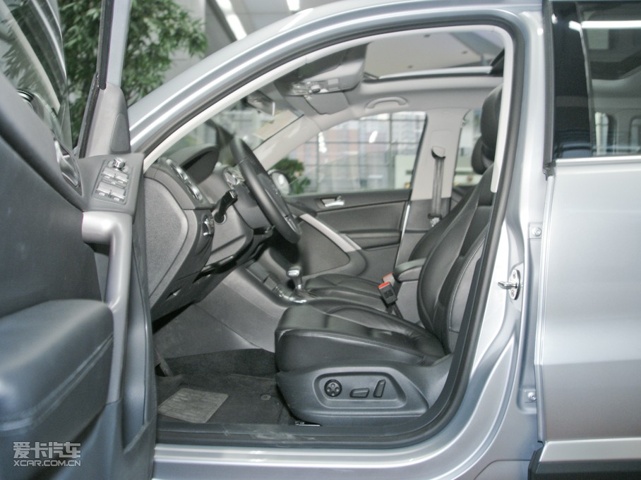 2010;^ 2.0TSI Ԅ(dng)(q)ݼӢ