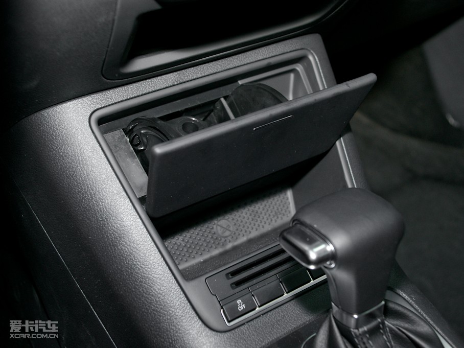 2010;^ 2.0TSI ԄݼӢ