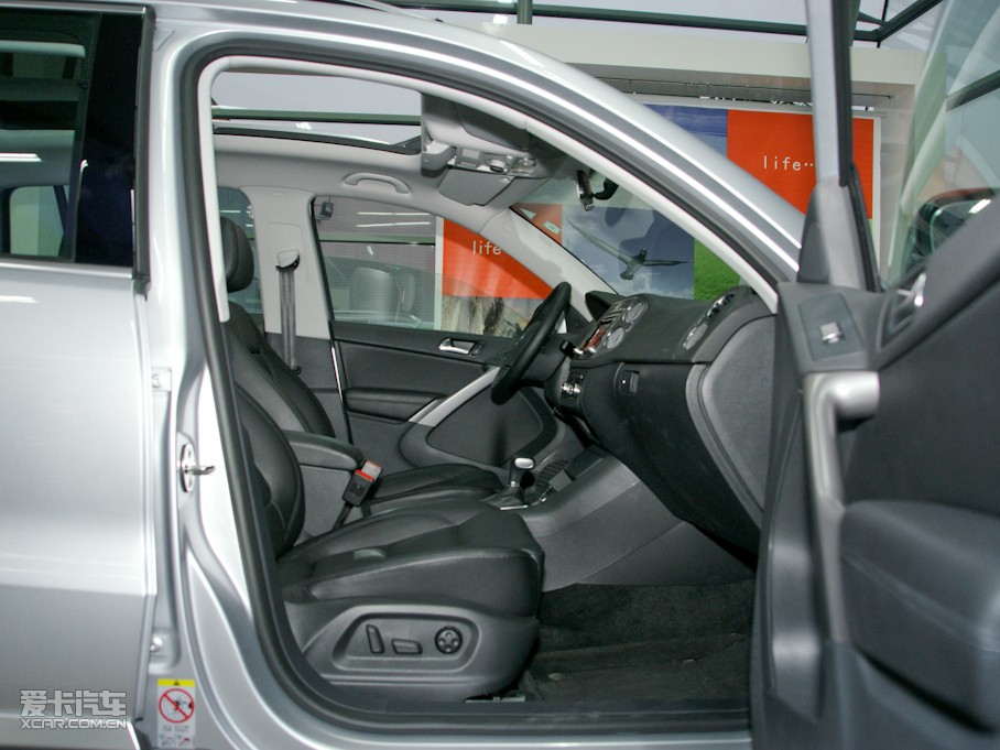 2010;^ 2.0TSI ԄݼӢ