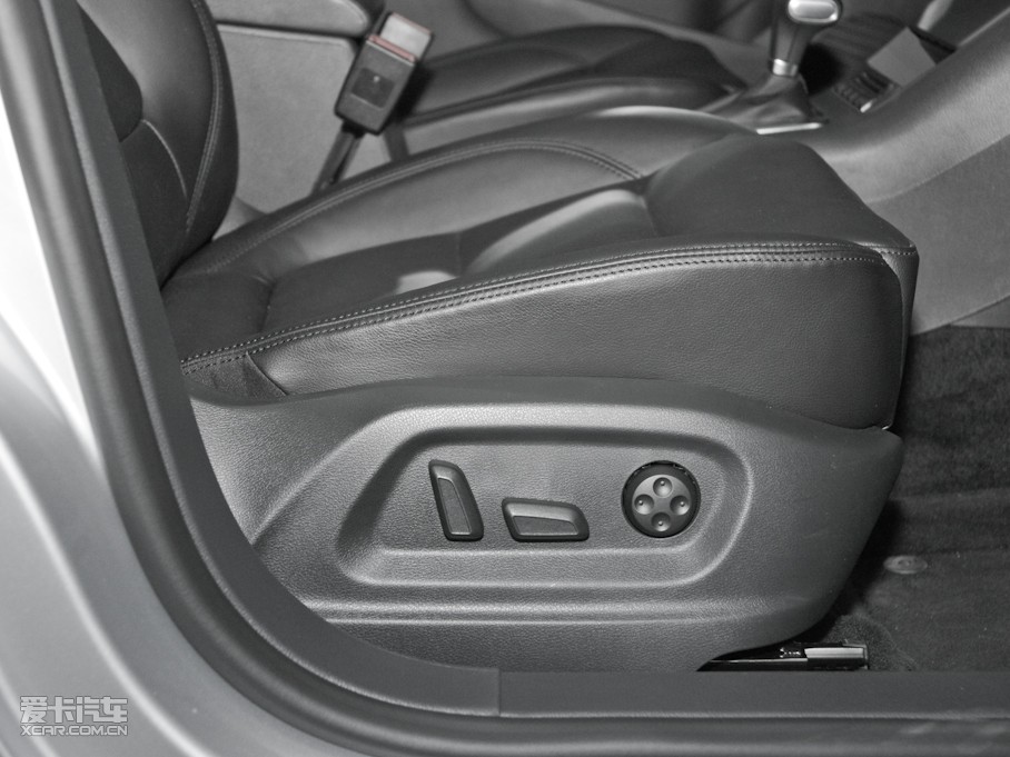 2010;^ 2.0TSI ԄݼӢ