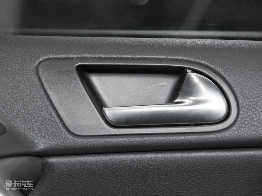 2010;^ 2.0TSI ԄݼӢ