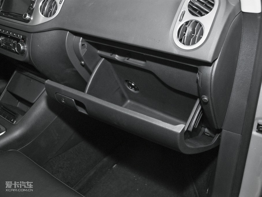 2010;^ 2.0TSI ԄݼӢ