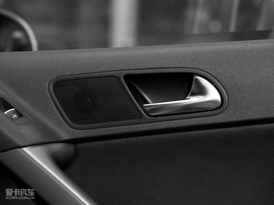 2010;^ 2.0TSI ԄݼӢ