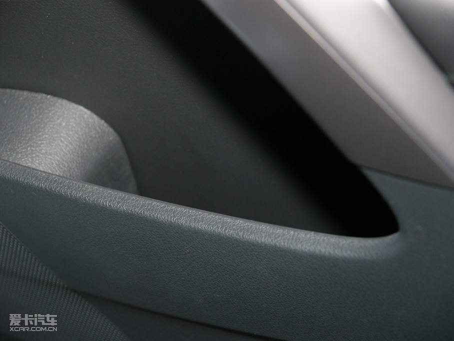 2010;^ 2.0TSI ԄݼӢ