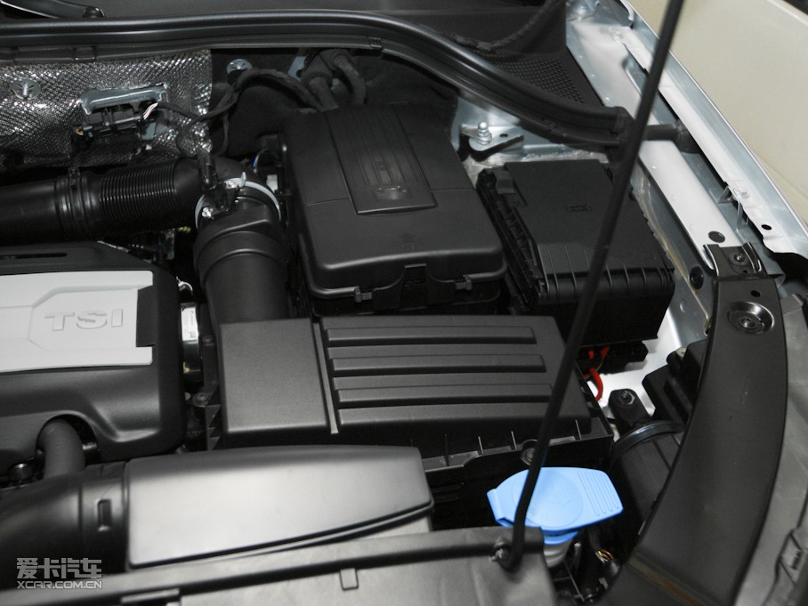 2010��;�^ 2.0TSI �Ԅ����ݼӢ��