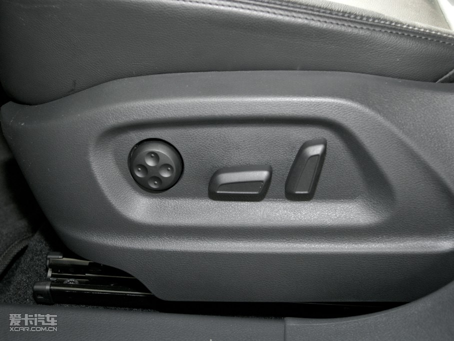 2010��;�^ 1.8TSI �ԄӃ���L�а�