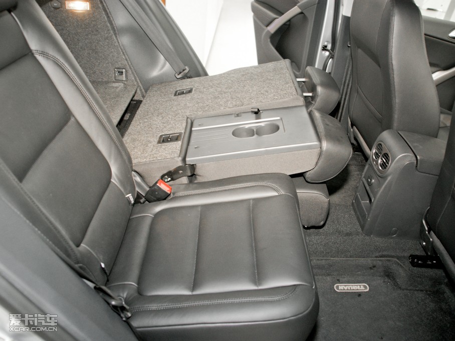 2010��;�^ 1.8TSI �ԄӃ���L�а�