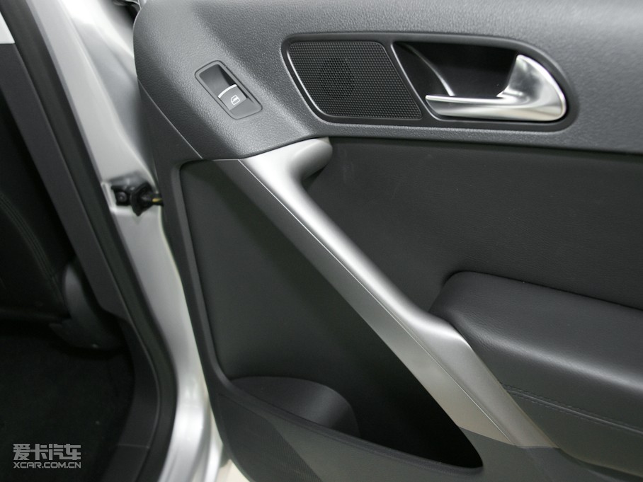 2010��;�^ 1.8TSI �ԄӃ���L�а�