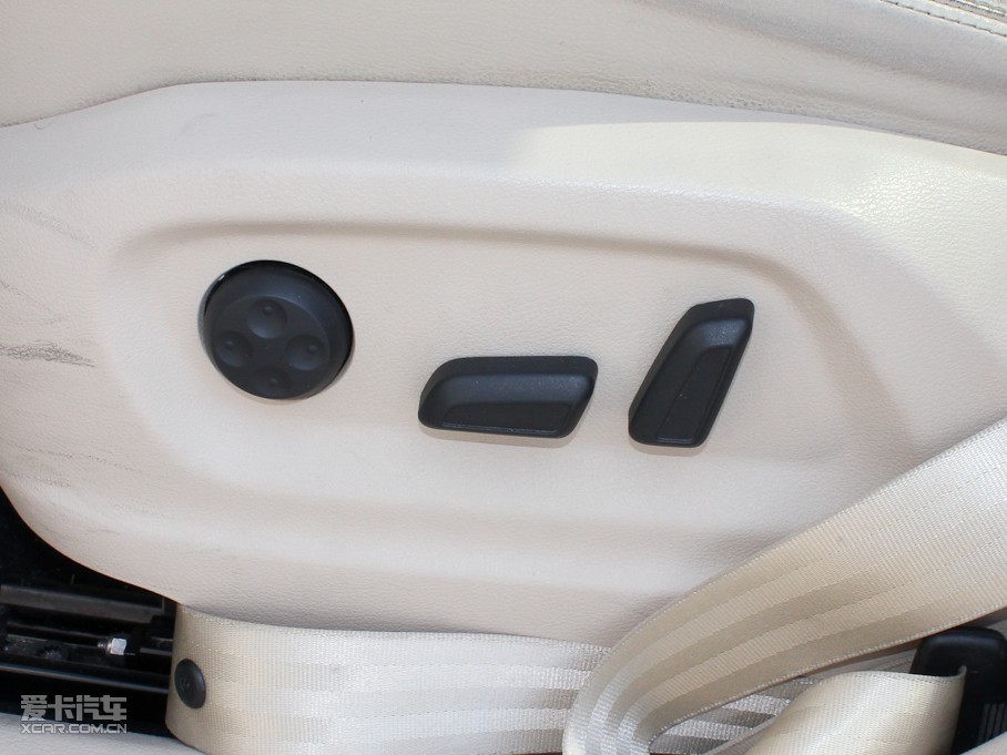 2010;^ 1.8TSI ԄݼӢ