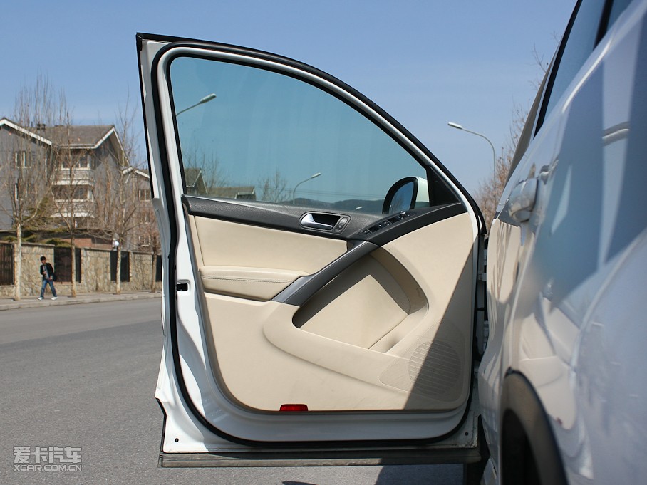 2010;^ 1.8TSI ԄݼӢ