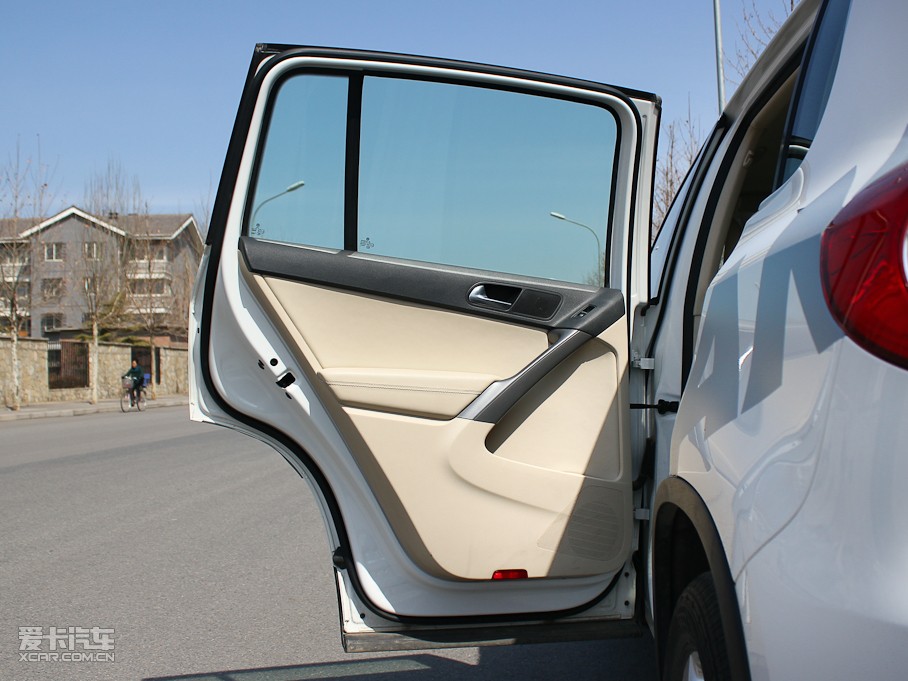 2010��;�^ 1.8TSI �Ԅ����ݼӢ��