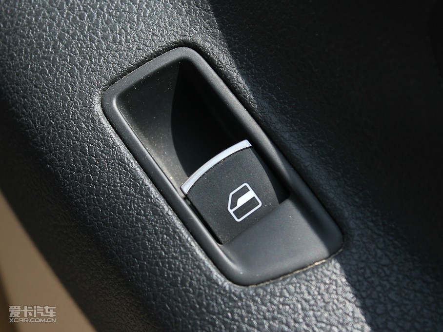 2010;^ 1.8TSI ԄݼӢ