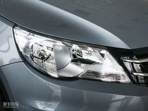 2010款1.8TSI 自动两驱都会版 细节外观