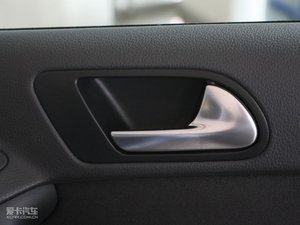 2010款1.8TSI 自动两驱都会版 空间座椅