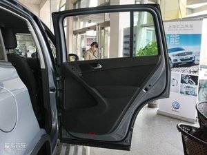 2010款1.8TSI 自动两驱都会版 空间座椅