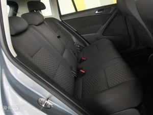 2010款1.8TSI 自动两驱都会版 空间座椅