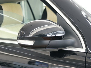2010款2.0TSI 自动四驱旗舰导航版 细节外观