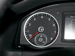 20102.0TSI ԄݼӢ п؅^