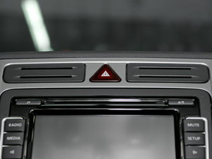 20102.0TSI ԄݼӢ п؅^