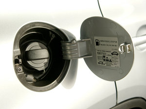 2010款1.8TSI 自动两驱风尚版 油箱盖