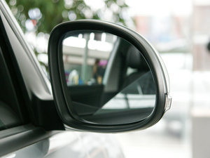 2010款1.8TSI 自动两驱风尚版 细节外观