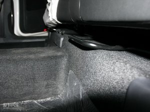 2010款2.0TSI 自动四驱旗舰版 空间座椅