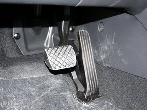 2010款2.0TSI 自动四驱旗舰版 空间座椅