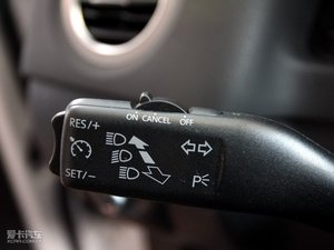 2010款2.0TSI 自动四驱旗舰版 中控区