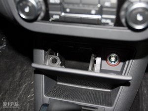 2010款2.0TSI 自动四驱旗舰版 空间座椅