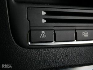 2010款2.0TSI 自动四驱旗舰版 中控区