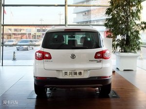 2010款2.0TSI 自动四驱旗舰版 整体外观