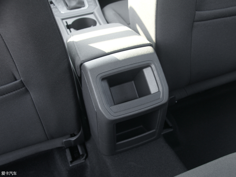 2018 230TSI DSGL(fng)а