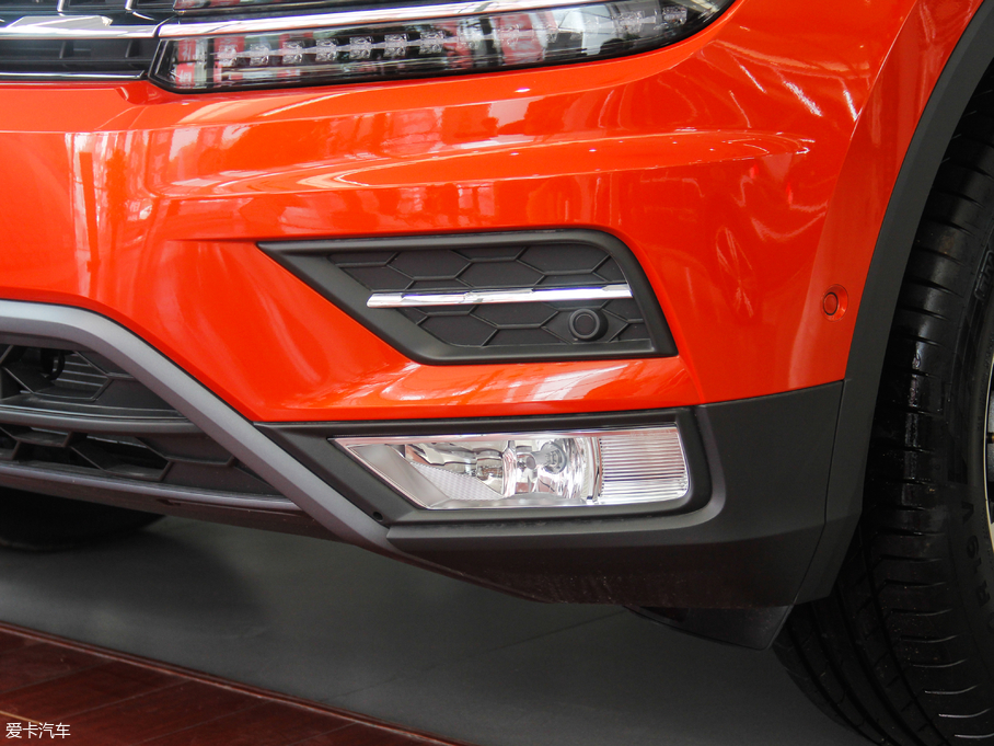 2018;^L 330TSI (q)Ş