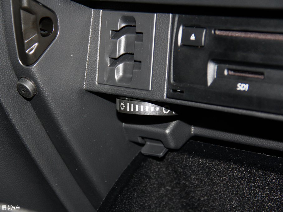 2018;^L 330TSI (q)Ş