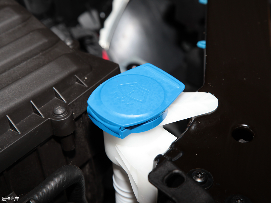 2018;^L 330TSI (q)A