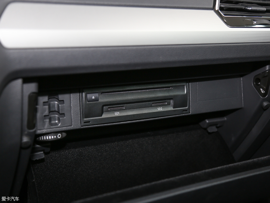 2018��;�^L 380TSI ���(q��)��Ş��