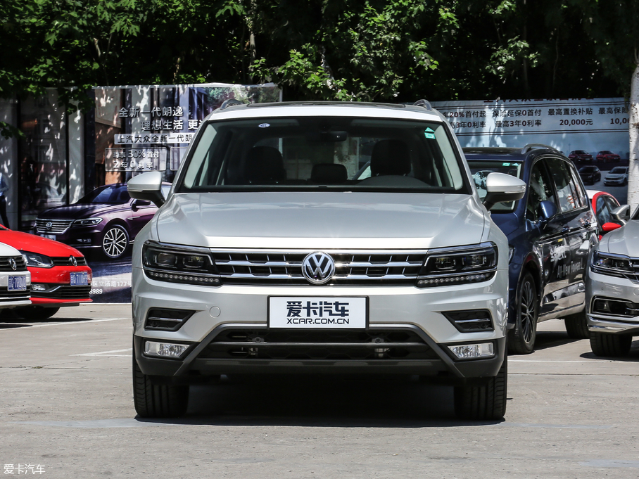 2018;^L Ŀ 380TSI Ş