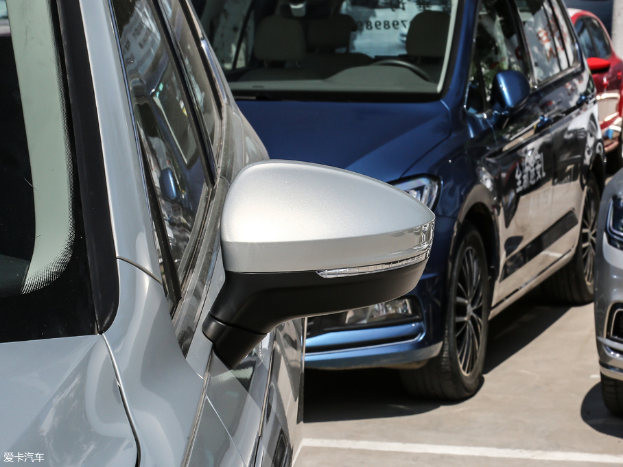 2018;^L Ŀ 380TSI Ş