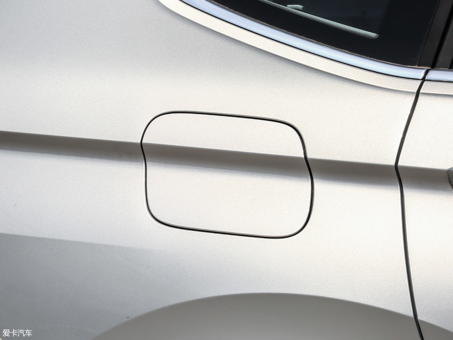 2018;^L Ŀ 380TSI (q)Ş