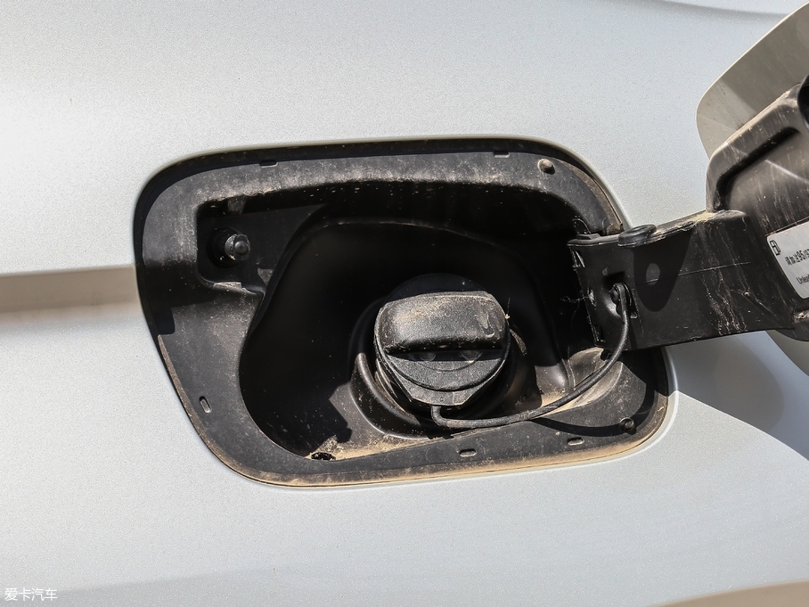 2018;^L Ŀ 380TSI Ş