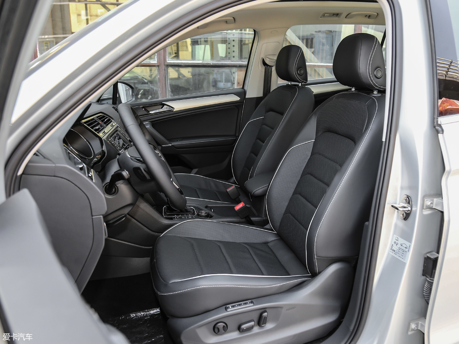 2018;^L Ŀ 380TSI (q)Ş