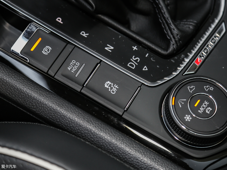 2018;^L Ŀ 380TSI Ş