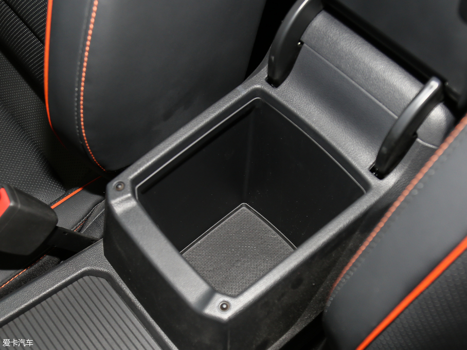 2018;^L 380TSI (q)Ş