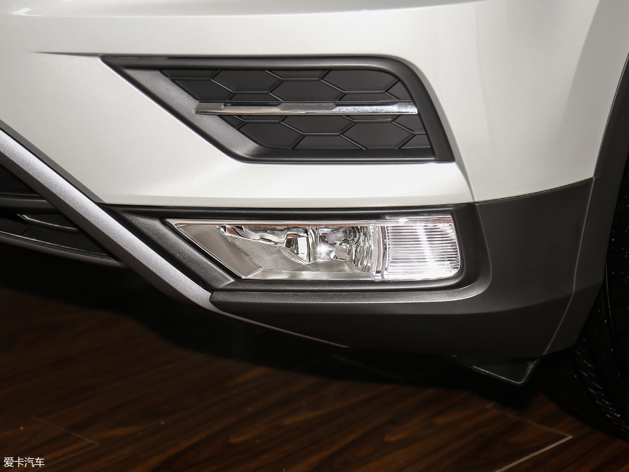 2018��;�^L �Ŀ� 380TSI �����A��