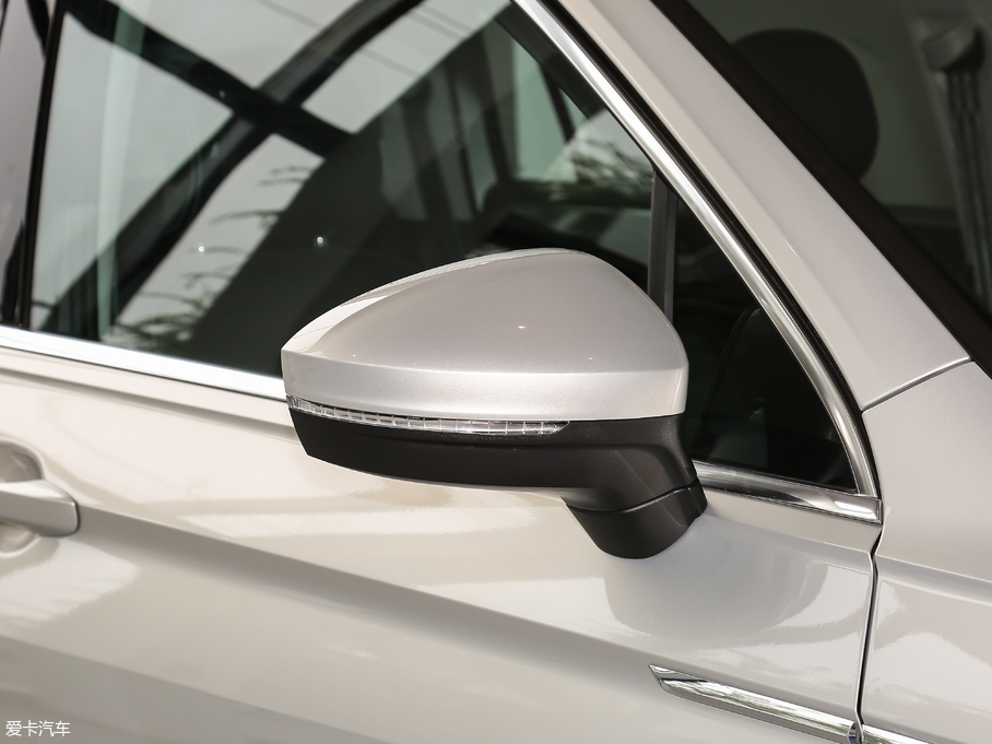 2018��;�^L �Ŀ� 380TSI �����A��