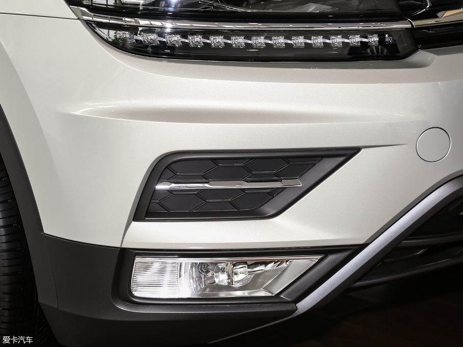 2018��;�^L �Ŀ� 380TSI ���(q��)���A��