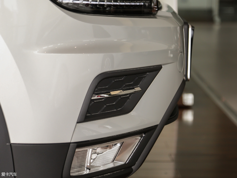 2018��;�^L �Ŀ� 380TSI �����A��