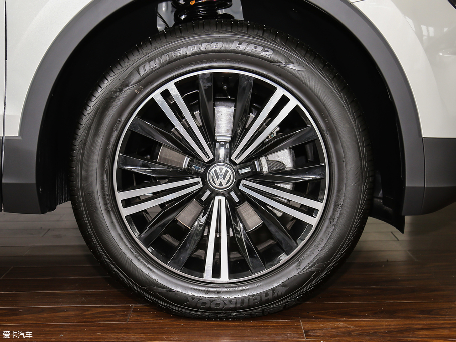 2018��;�^L �Ŀ� 380TSI �����A��